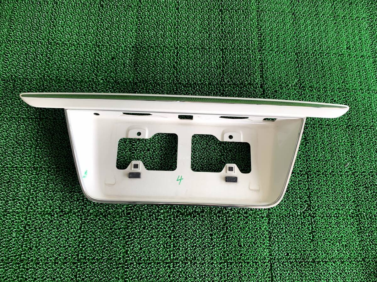 ●即決値段● ④ トヨタ クラウン GRS180 リアガーニッシュ トランクガーニッシュ ナンバー枠 GRS182拍卖