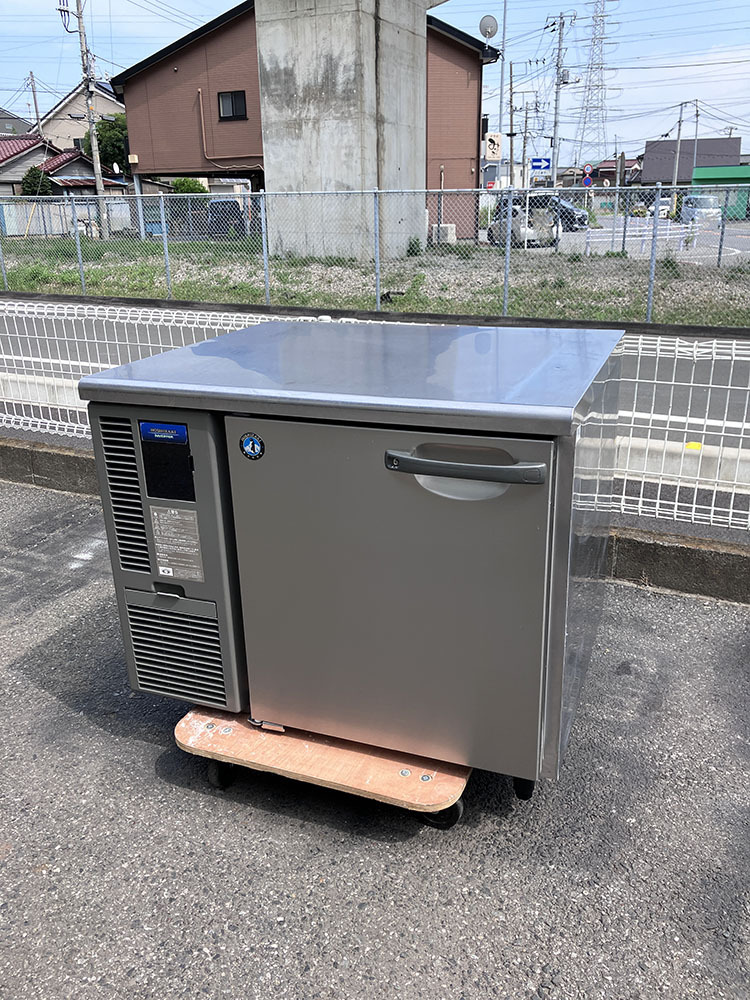 即決 2018年製 ホシザキ 冷蔵コールドテーブル RT-90SDF-E 100V 幅900 奥行750 高さ800mm 1ドア アンダーカウンター 厨房 業務用 中古拍卖