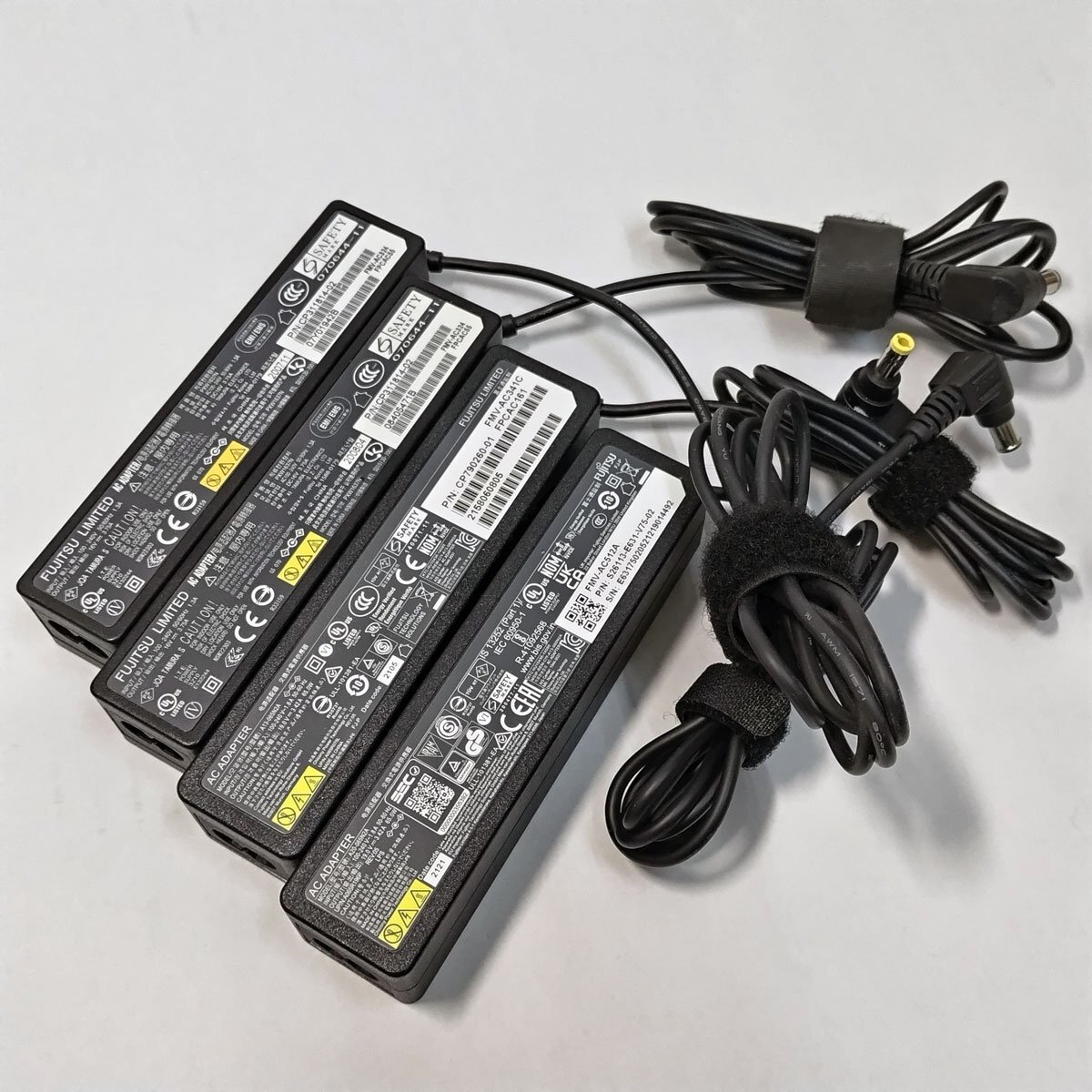 FUJITSU純正 ACアダプター FMV-AC324×2/FMV-AC341C/FMV-AC512A 合計4個拍卖