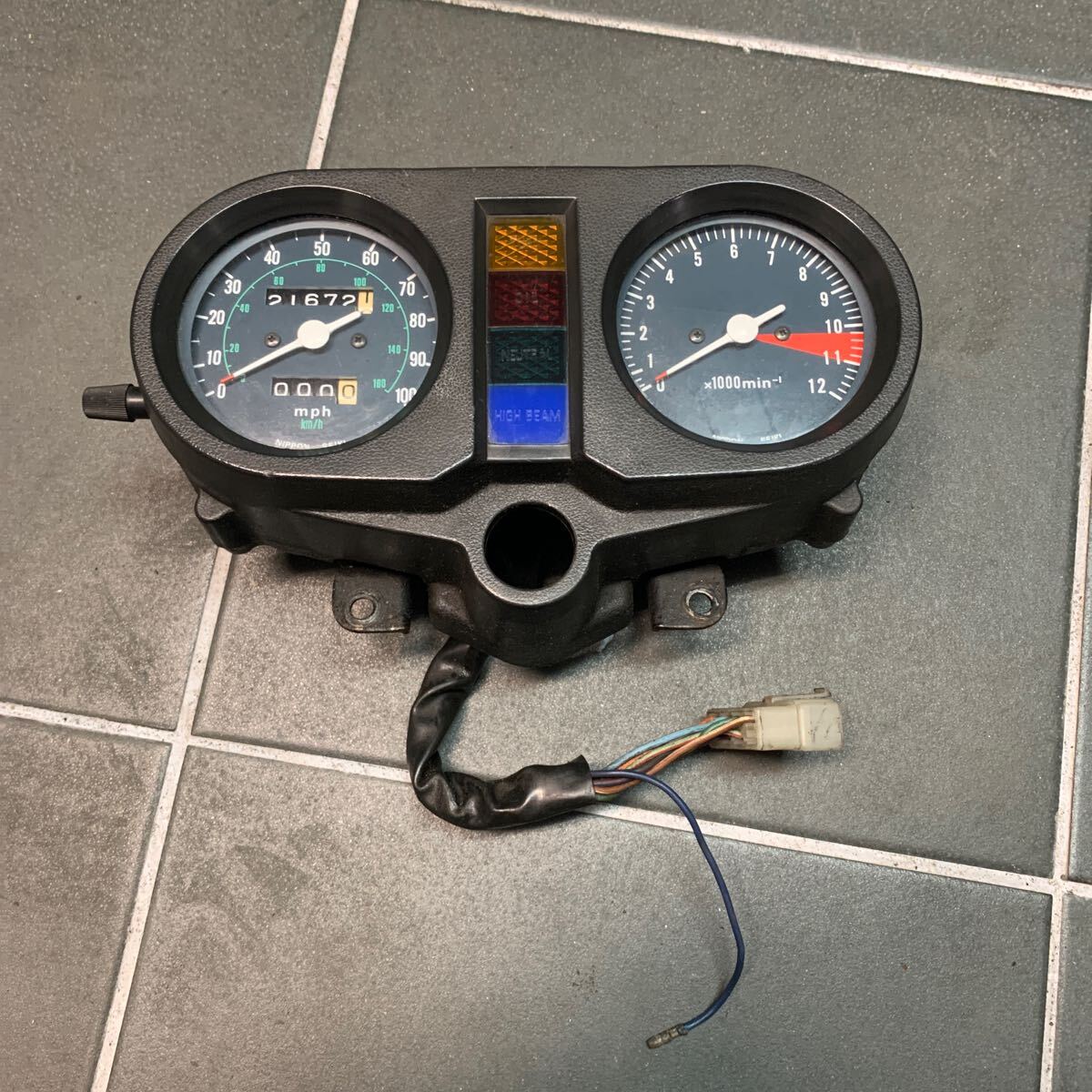 CB250T CB400T CB250N CB400N メーター ホーク バブ メーターASSY 当時物 希少 レア CBX400F GT380 GS400 GSX400E ゴキ ザリ 拍卖