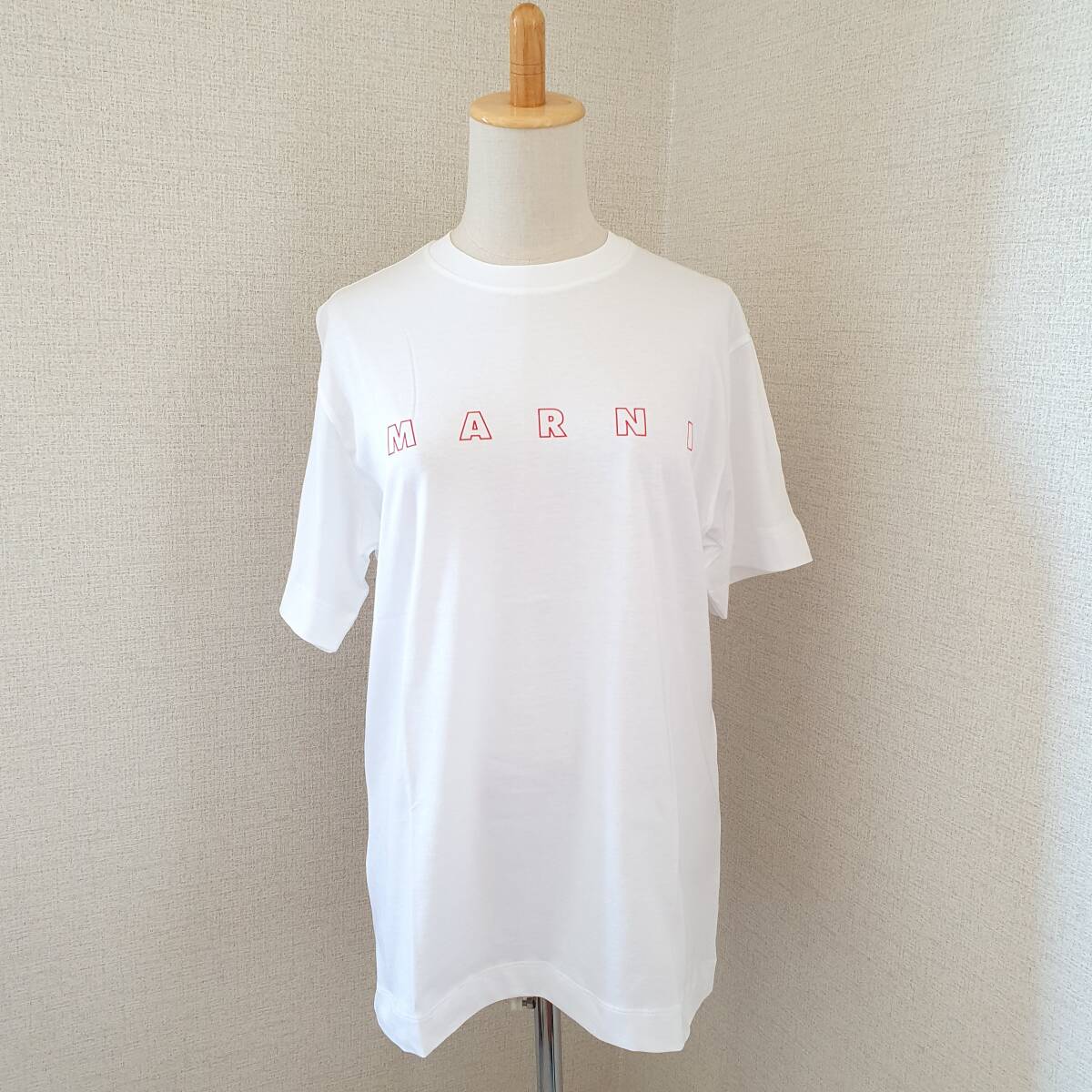 【新品・未使用】MARNI Kids ロゴTシャツ 14Y ホワイト M01466M00RF拍卖