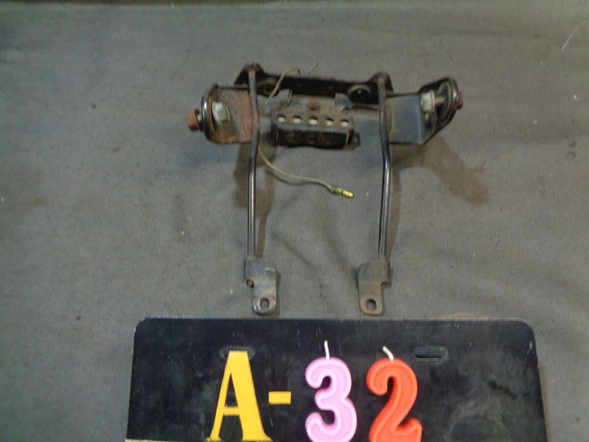 カワサキAR50 型式 AR050A ヘッドライトのステー NO-1拍卖