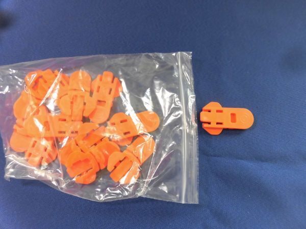 2088 手動簡単缶切り プラスチックソーダ缶カバー 蓋 12個拍卖