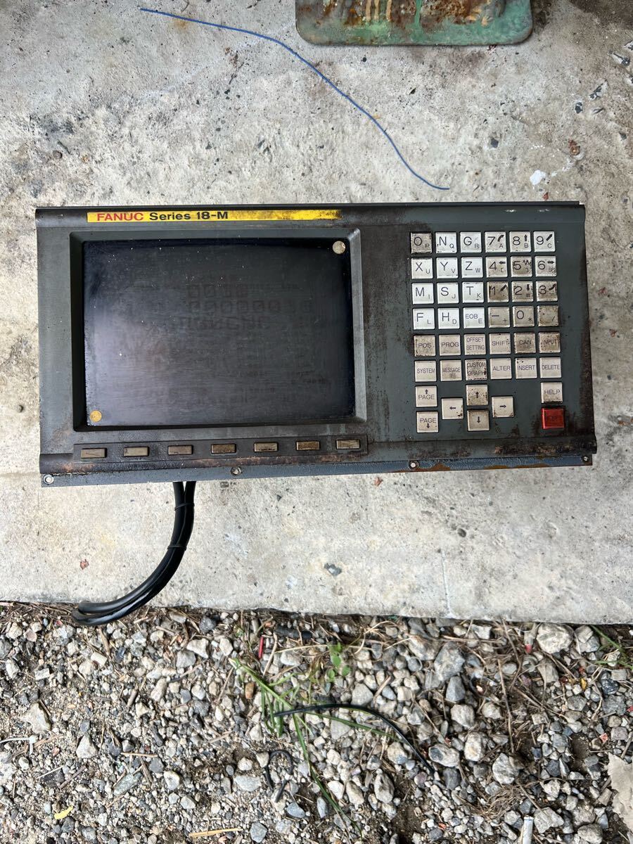 FANUC ファナック 18-M CRT モニタ A61L-0001-0093拍卖