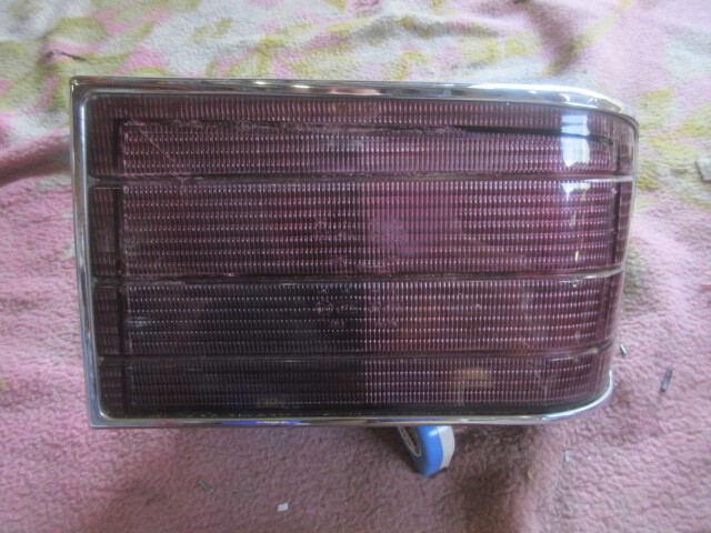 ★①R7A8795 ジャガー E-JLD 純正右テール 修理やストック等に拍卖