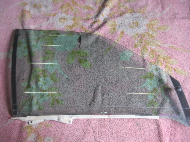 ★①R7A8878 UCF21 セルシオ 純正右フロントドアガラス 20セルシオ UCF20 修理やストック等に拍卖