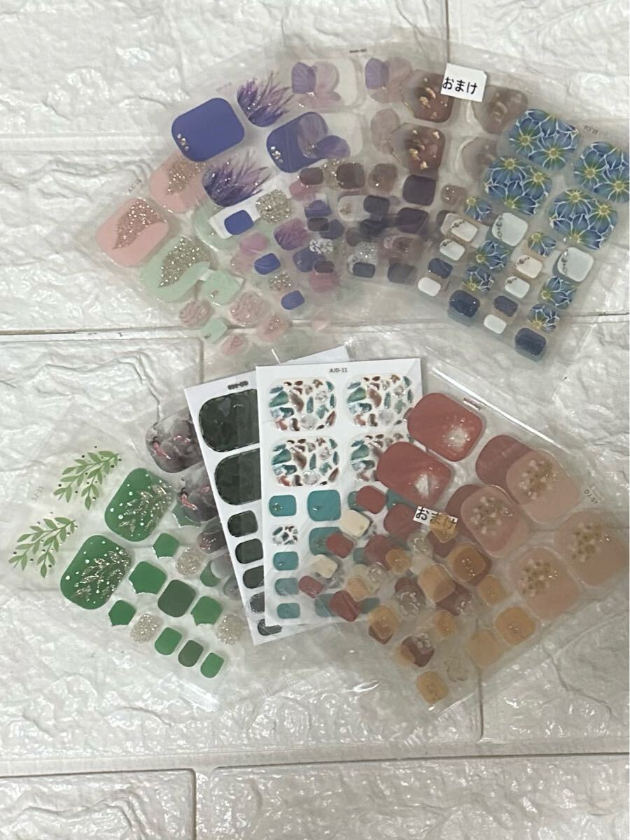 【お買い得品】簡単貼るだけフットネイルシール 12枚拍卖