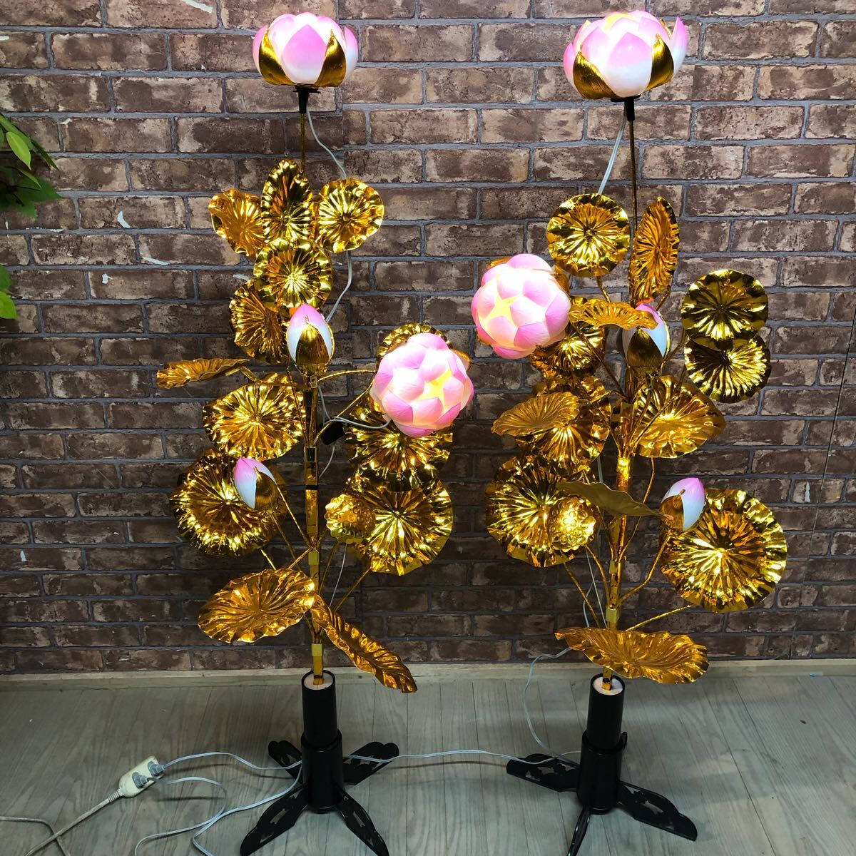 H3040 二灯付き蓮花 金ボカシ 仏具用品 お盆用 御盆用 拍卖