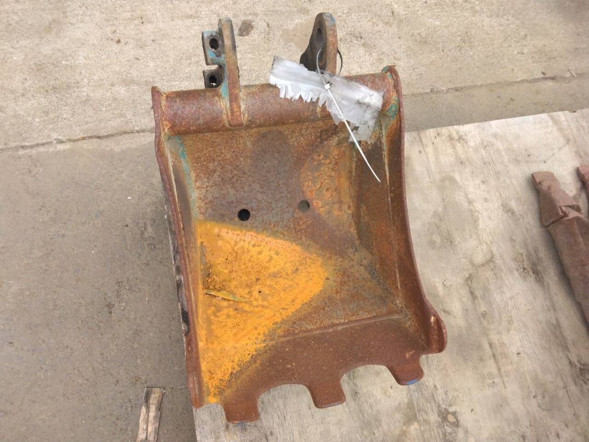 バケット アーム幅100mm ピン径25mm (中古)【茨城県坂東市】LP11-17631拍卖