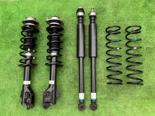 L675S ミラココア 2WD 純正サスペンション Fストラット リアショック スプリング 48510-B2B01 / 48531-B2860 ダイハツ拍卖