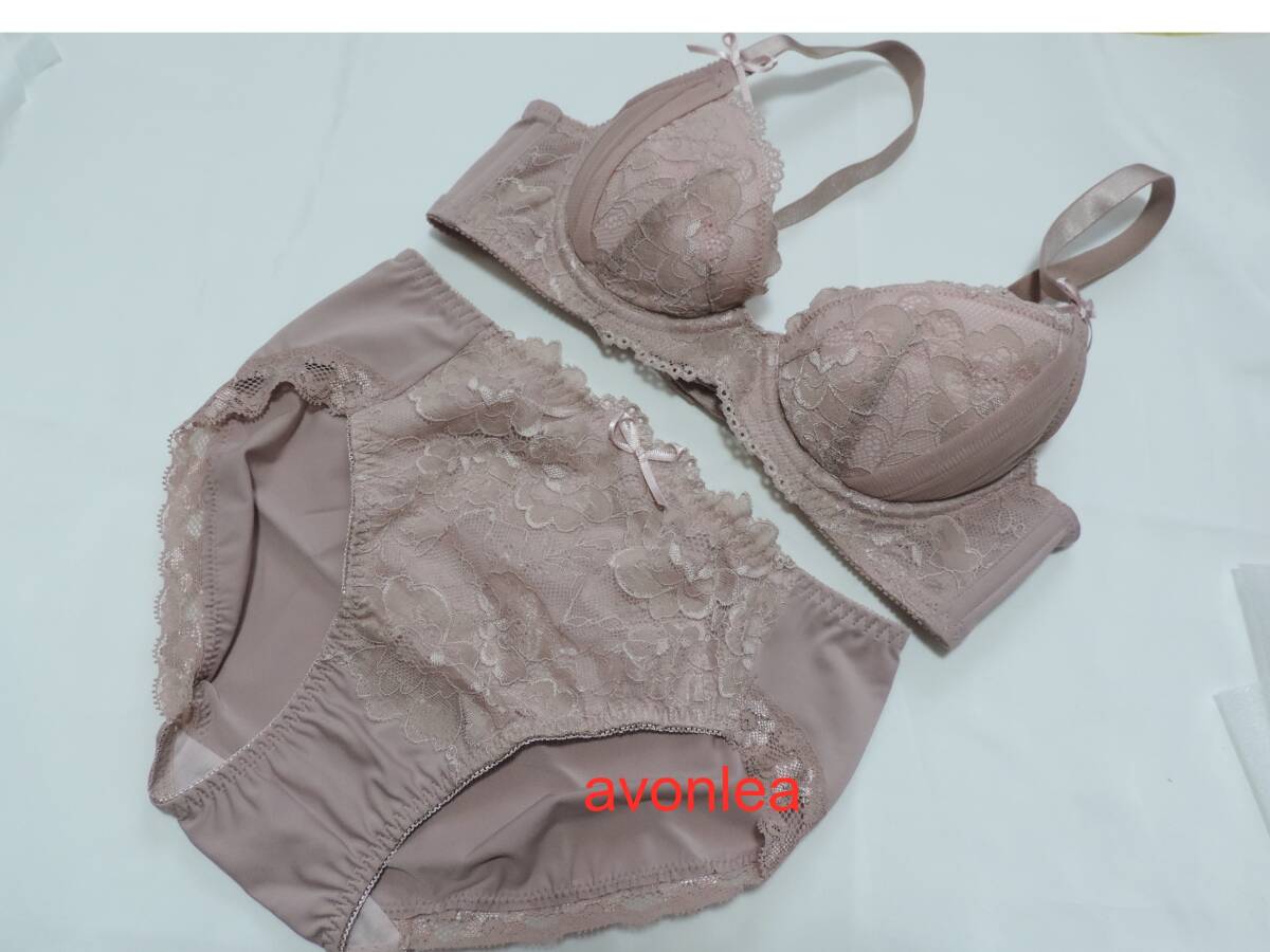 ニッセン トリンプ ブラ&ショーツセット A70 ワイヤー&パッド入り 花柄 ピンクベージュ ショーツ M(nissen/Triumph/ブラセット/ブラジャー拍卖