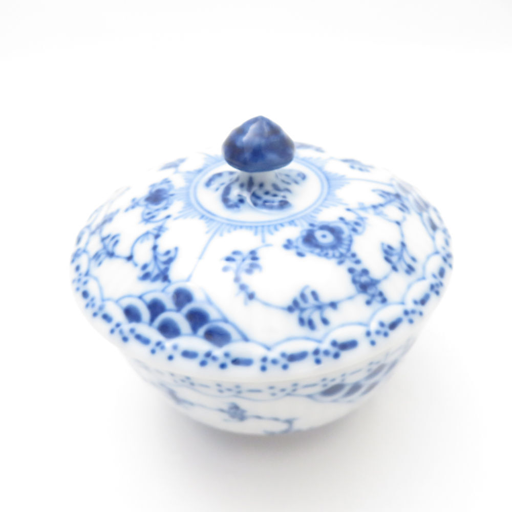 美品 ROYAL COPENHAGEN ロイヤルコペンハーゲン ブルーフルーテッド ハーフレース 154/155 シュガーボウル 蓋付 SY12910V2拍卖