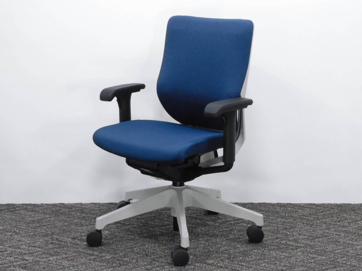 イトーキ◆エピオスチェア 可動肘 クロスバックタイプ 体重感応拍卖