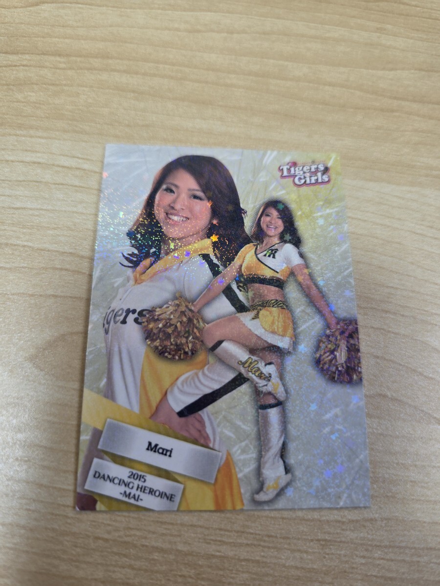 即決 2015BBM チアリーダー 舞 ホロパラレルカード 阪神 Tigers Girl Mari拍卖