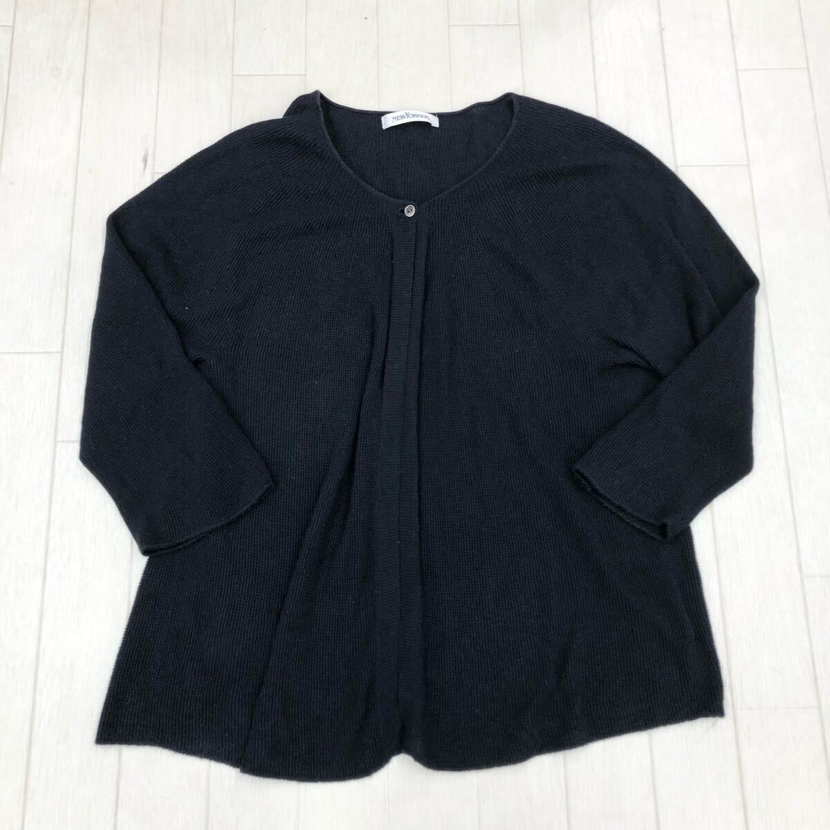 1780〓 NEWYORKER ニューヨーカー ニットカーディガン レディース サイズM ブラック トップス 上着 六分袖 ボタン首元のみ拍卖