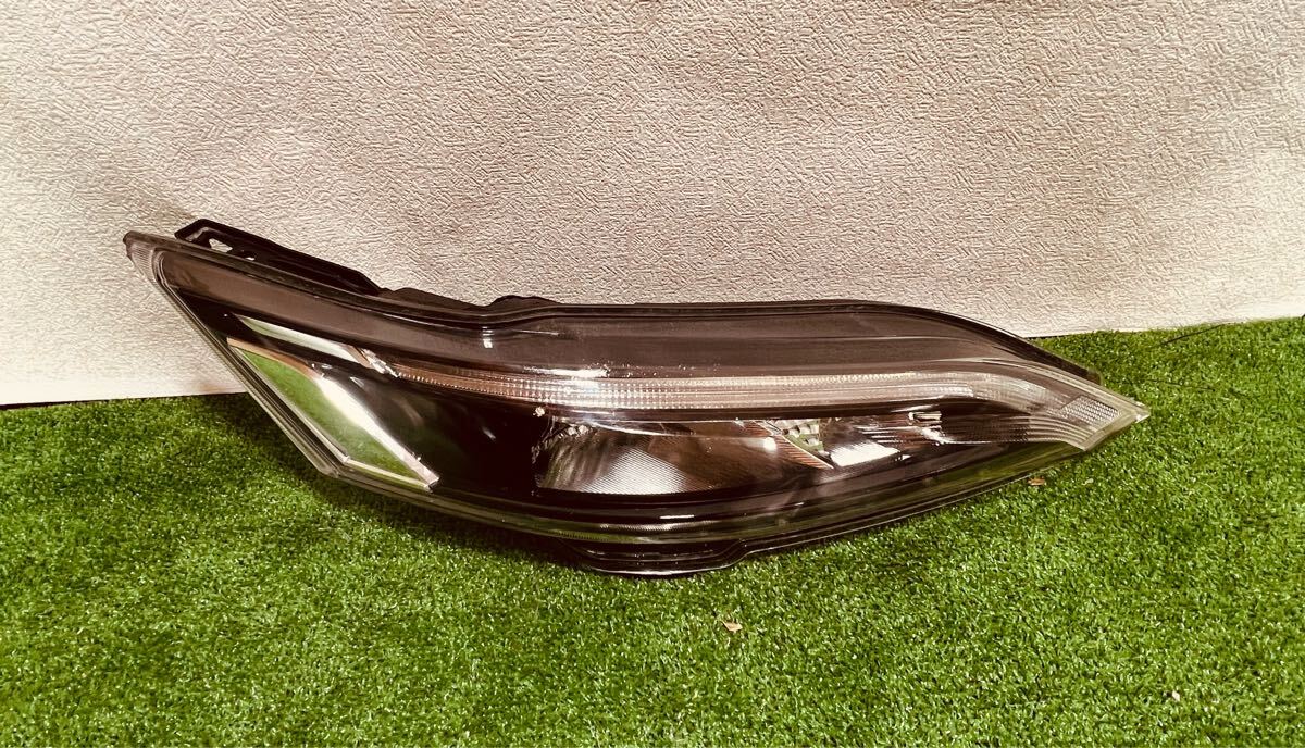 セレナ ハイウェイスター C27 クリアランスランプ ウィンカー Koito 212-23719 X 右 拍卖