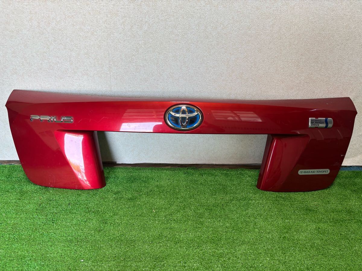 プリウス ZVW50/ZVW51/ZVW55 76801-47110/76811-47120 前期 リアゲートガーニッシュ/リヤガーニッシュ拍卖