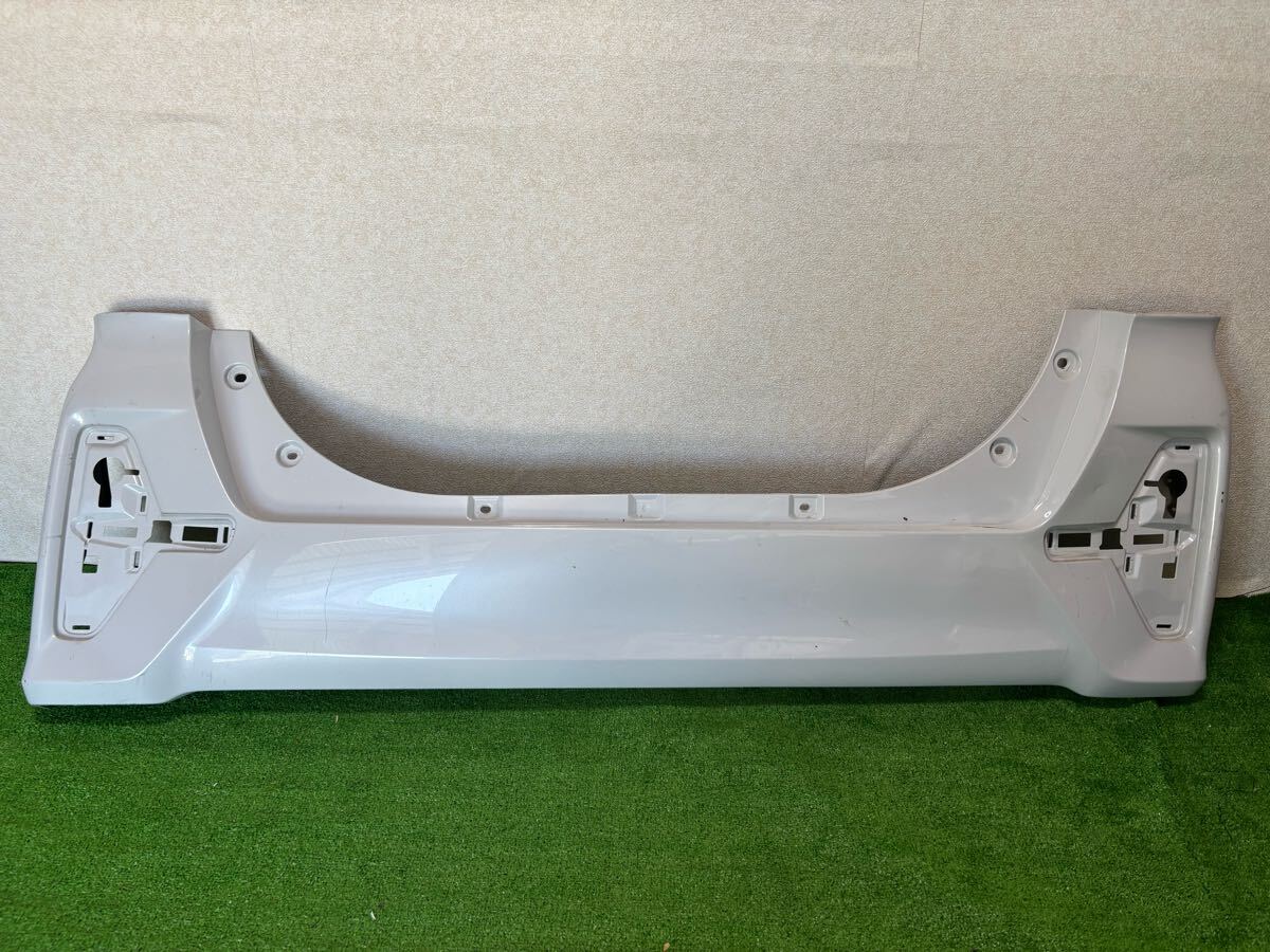 タント 5BA-LA650S Rバンパーフェース 52159-B2B70 52159-B2B70 リアバンパー LA650S拍卖