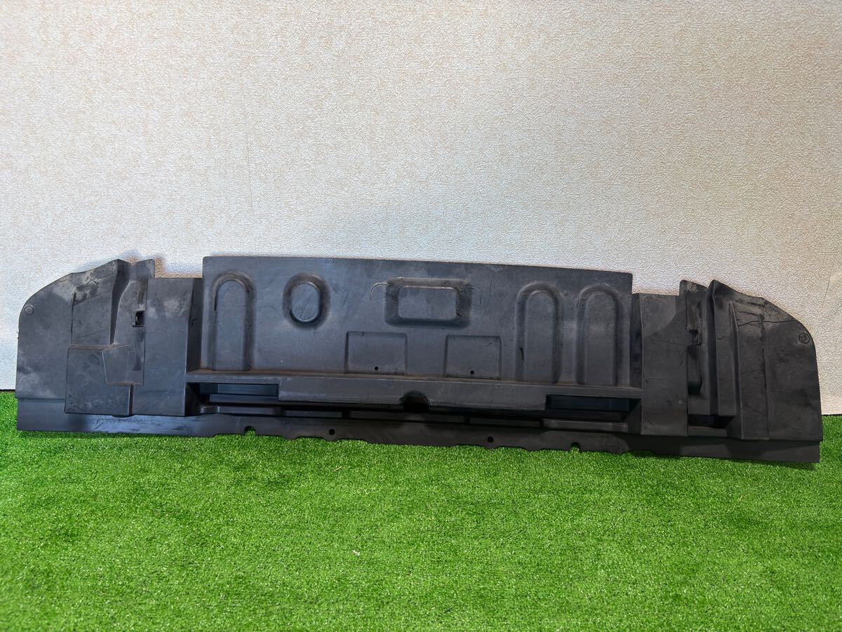 日産 セレナ C27 純正 フロントバンパーアンダーカバー 62663-5TA0A エプロンロアブラケット拍卖