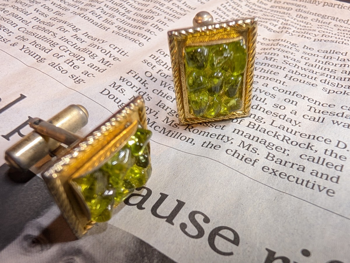 美品【天然石 ヴィンテージ カフスボタン③】年代物 カラーストーン japan エメラルドグリーン拍卖