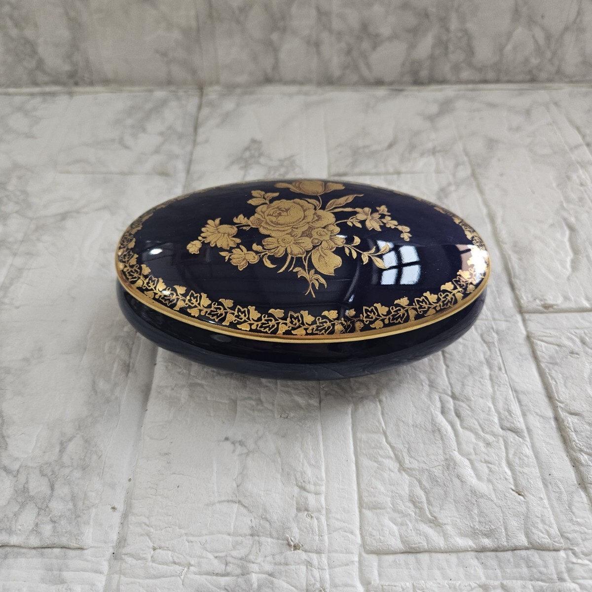 【美品】 小物入れ 陶器 入れ物 フランス製 金彩 コレクション拍卖