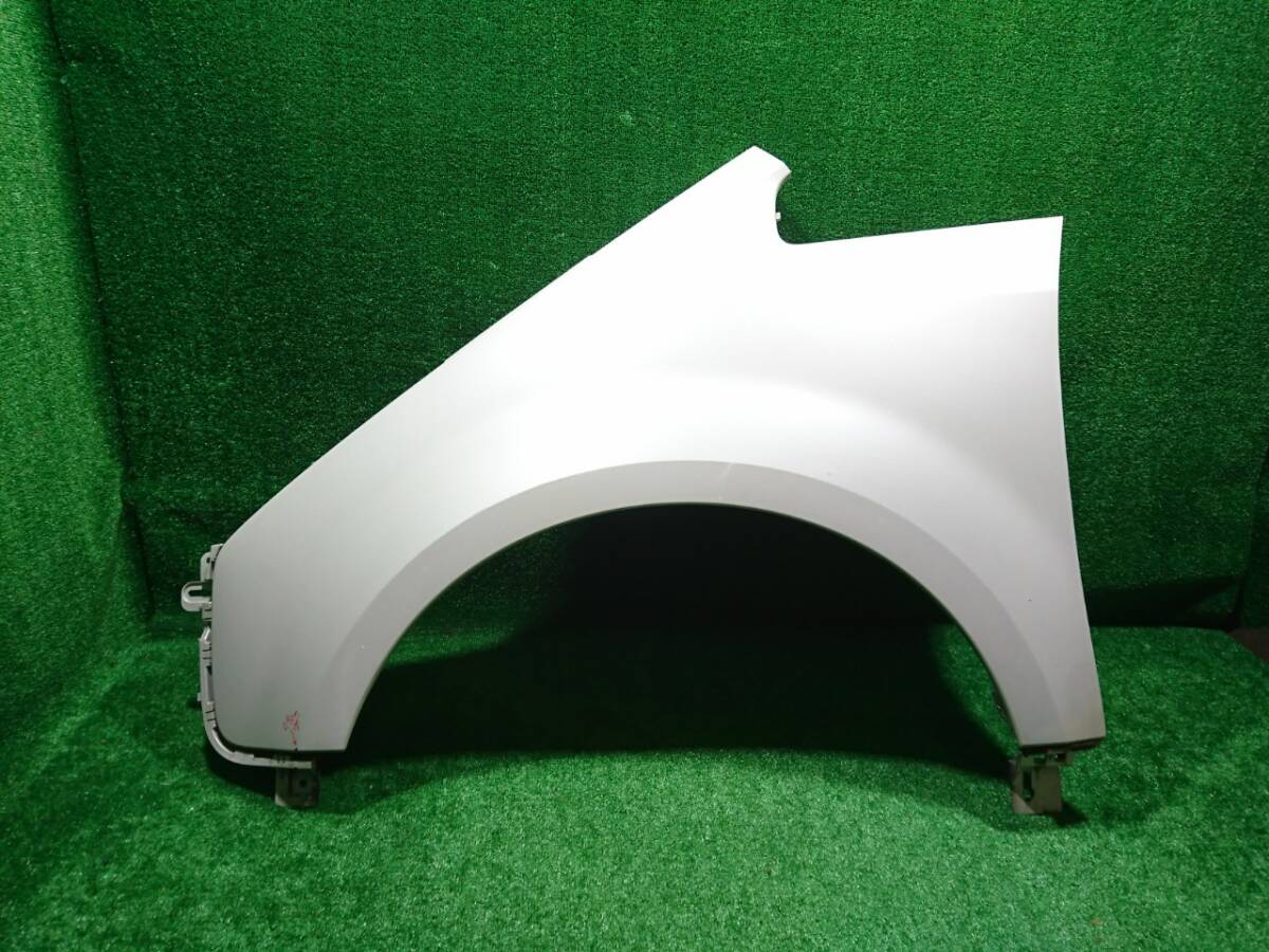 CV5W デリカD5 左フェンダー パール 5220B363(33300)拍卖