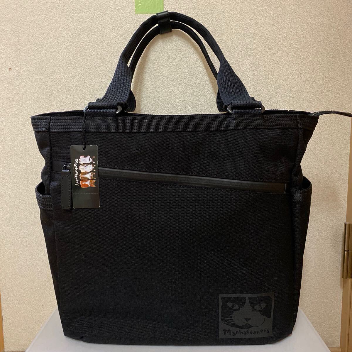 新品『マンハッタナーズ・ノワール 大型トートバッグ』☆ ユニセックスタイプたっぷり収納です!拍卖