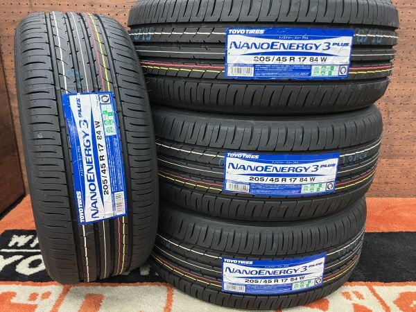 ◆在庫あり! 4本set 205/45R17 205/45-17 TOYOナノエナジー3+ タイヤ交換 車検 ヤリス アクア ヴィッツ CR-Z ノート ロードスター MINI拍卖