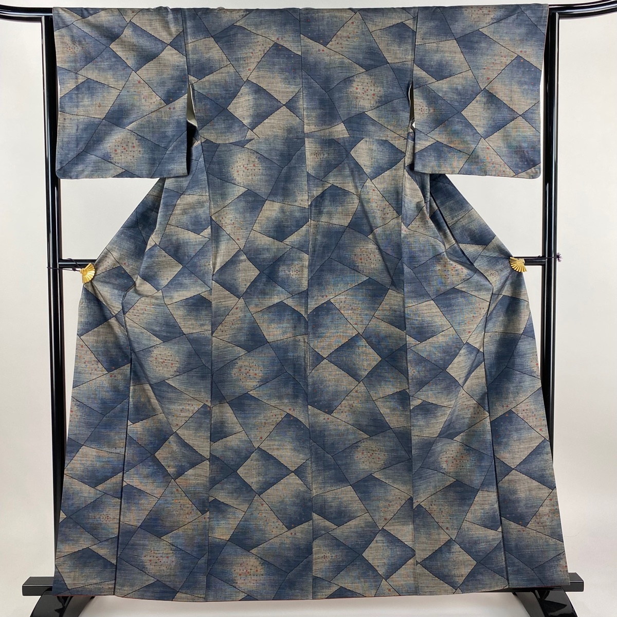 紬 身丈161.5cm 裄丈63.5cm S 袷 幾何学 青灰色 正絹 秀品 【中古】拍卖