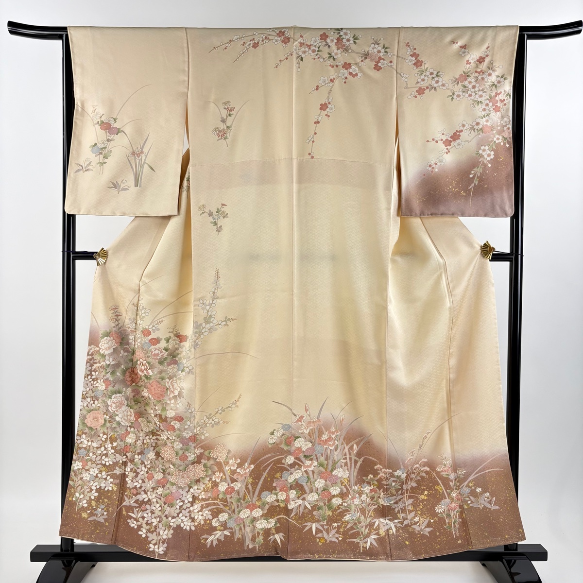 【在庫一掃】 訪問着 身丈157cm 裄丈64.5cm M 袷 牡丹 草花 金彩 金糸 クリーム 正絹 名品 【中古】拍卖