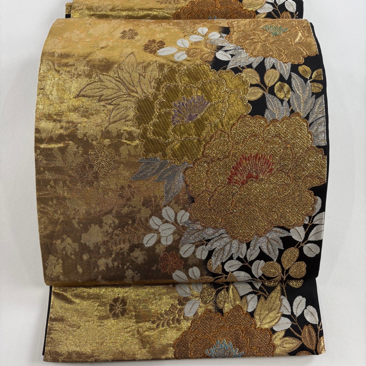袋帯 美品 秀品 牡丹 萩 金銀糸 箔 黒 六通 正絹 【中古】拍卖