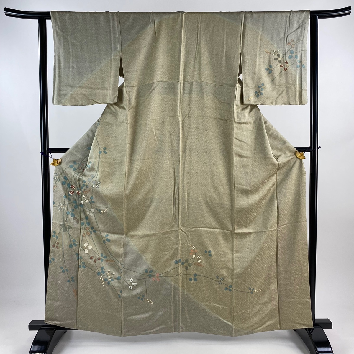 【在庫一掃】 訪問着 身丈162cm 裄丈62cm S 袷 萩 地紋 金彩 茶緑色 正絹 美品 秀品 【中古】拍卖