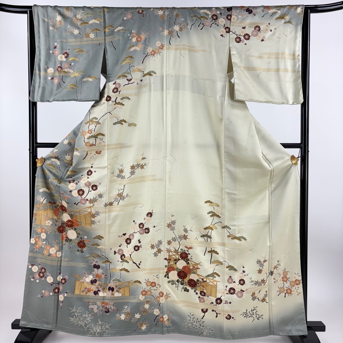訪問着 身丈163cm 裄丈64cm M 袷 ますいわ屋 菊 梅 金糸 金彩 灰緑 正絹 名品 一つ紋 【中古】拍卖