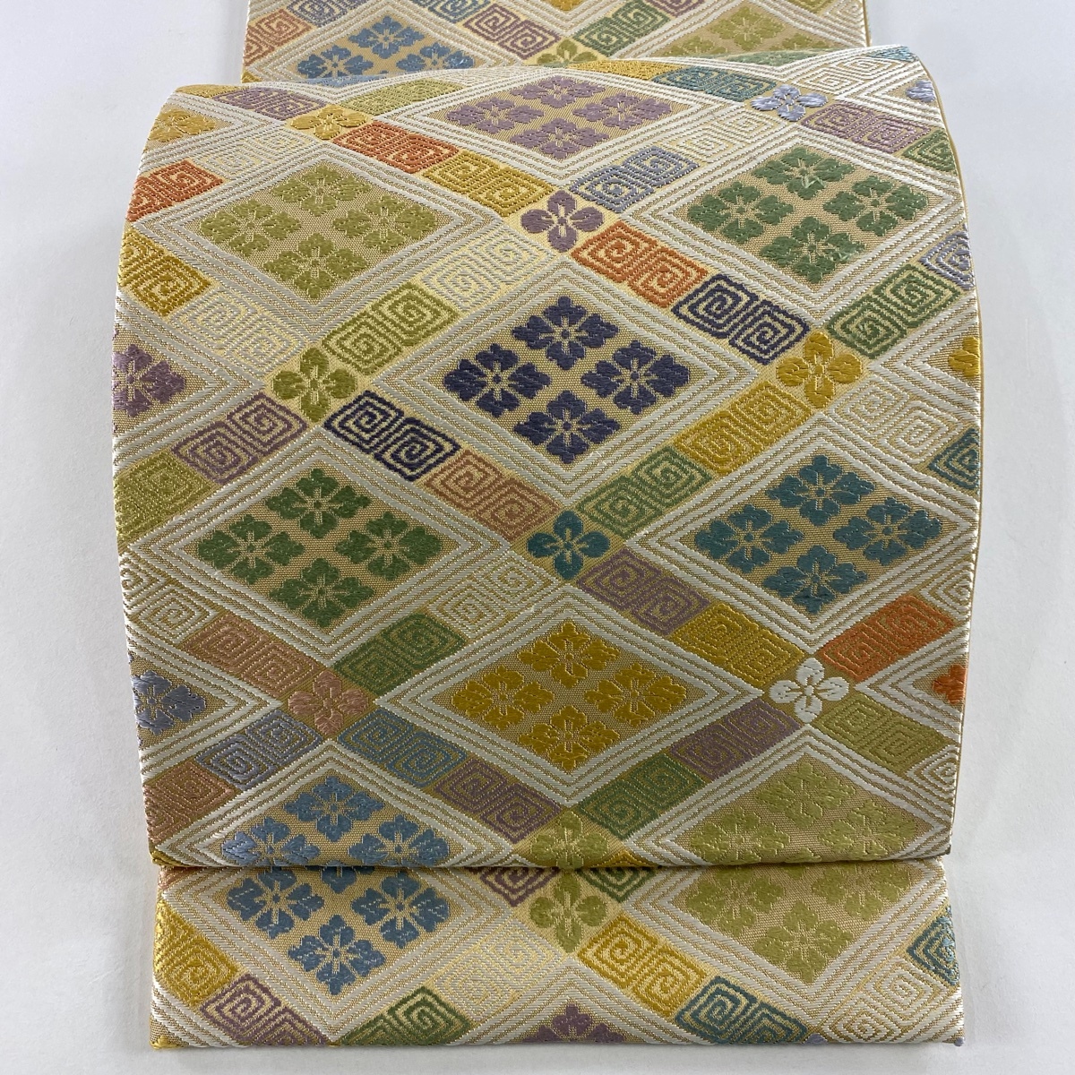 【在庫一掃】 袋帯 名品 菱取花菱文 菱 花菱 金糸 黄土色 六通 正絹 【中古】拍卖