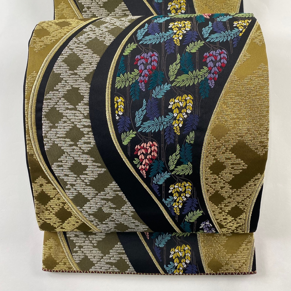 袋帯 名品 藤 菱 金銀糸 黒 六通 正絹 【中古】拍卖