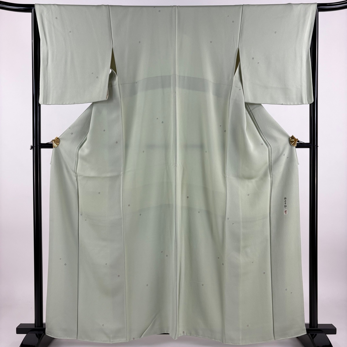 小紋 身丈161.5cm 裄丈65.5cm M 袷 柿本市郎 落款 花 金糸 薄緑 正絹 名品 一つ紋 【中古】拍卖