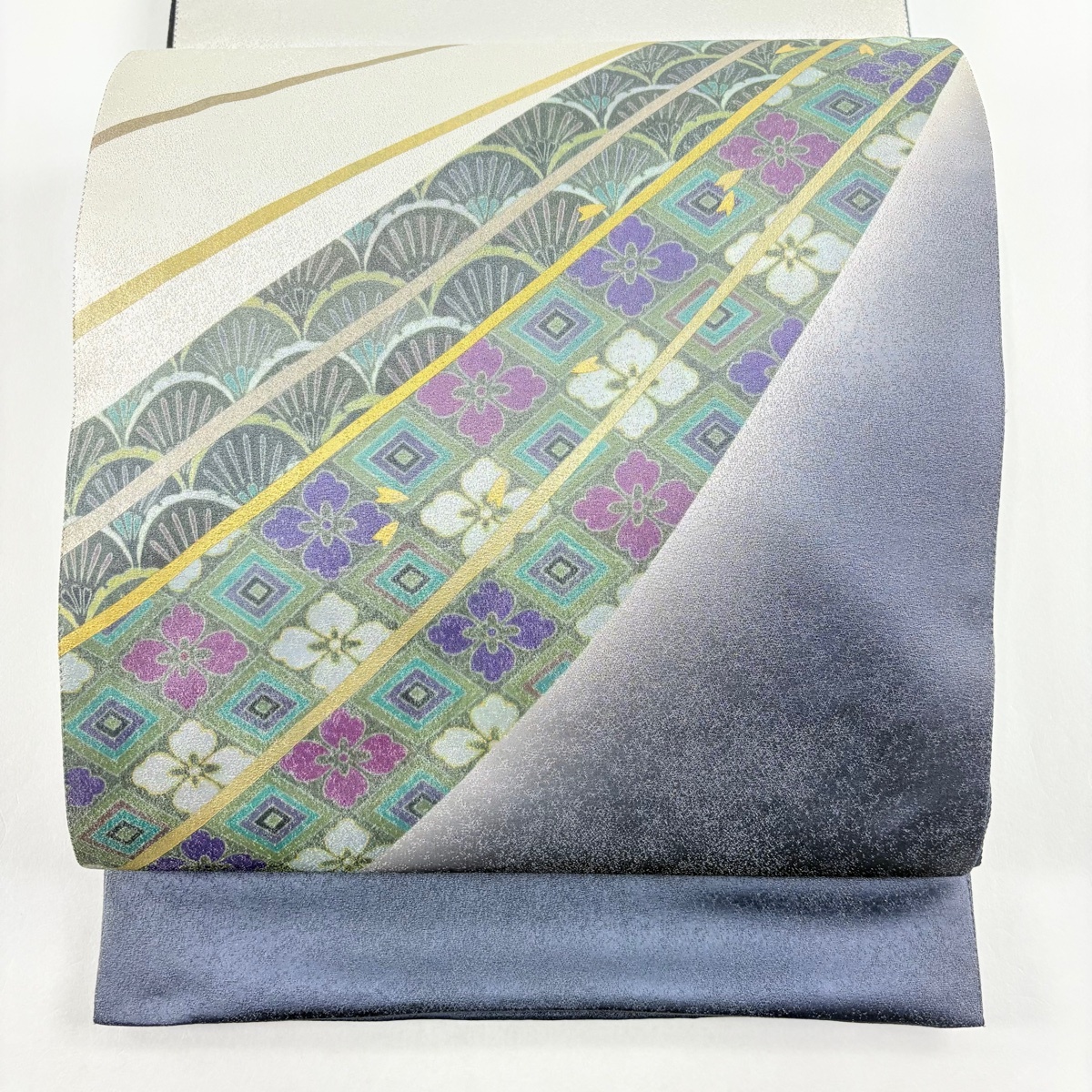 袋帯 名品 花 青海波 金彩 灰紫 お太鼓柄 正絹 【中古】拍卖
