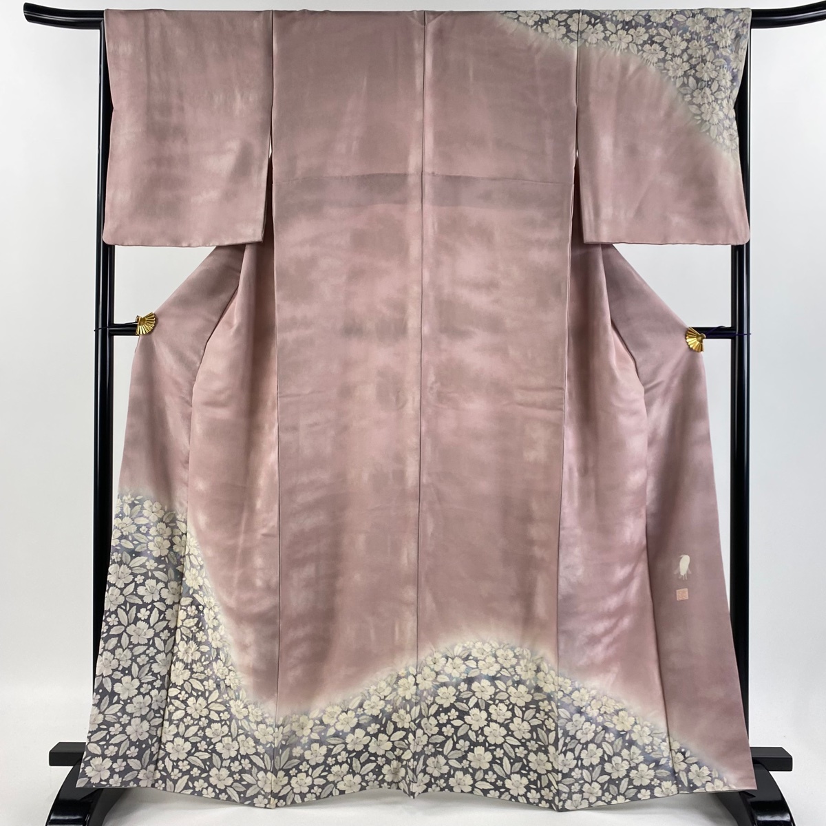 訪問着 身丈164.5cm 裄丈66cm M 袷 菅有鬼一 鈴乃屋 落款 草花 花びら 銀通し 絞り 薄ピンク 正絹 逸品 【中古】拍卖