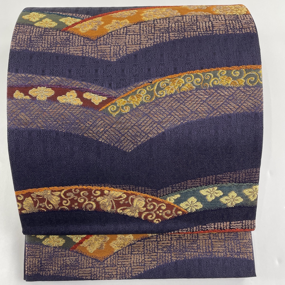 袋帯 美品 秀品 蝶 唐草 金糸 箔 濃紫 六通 正絹 【中古】拍卖
