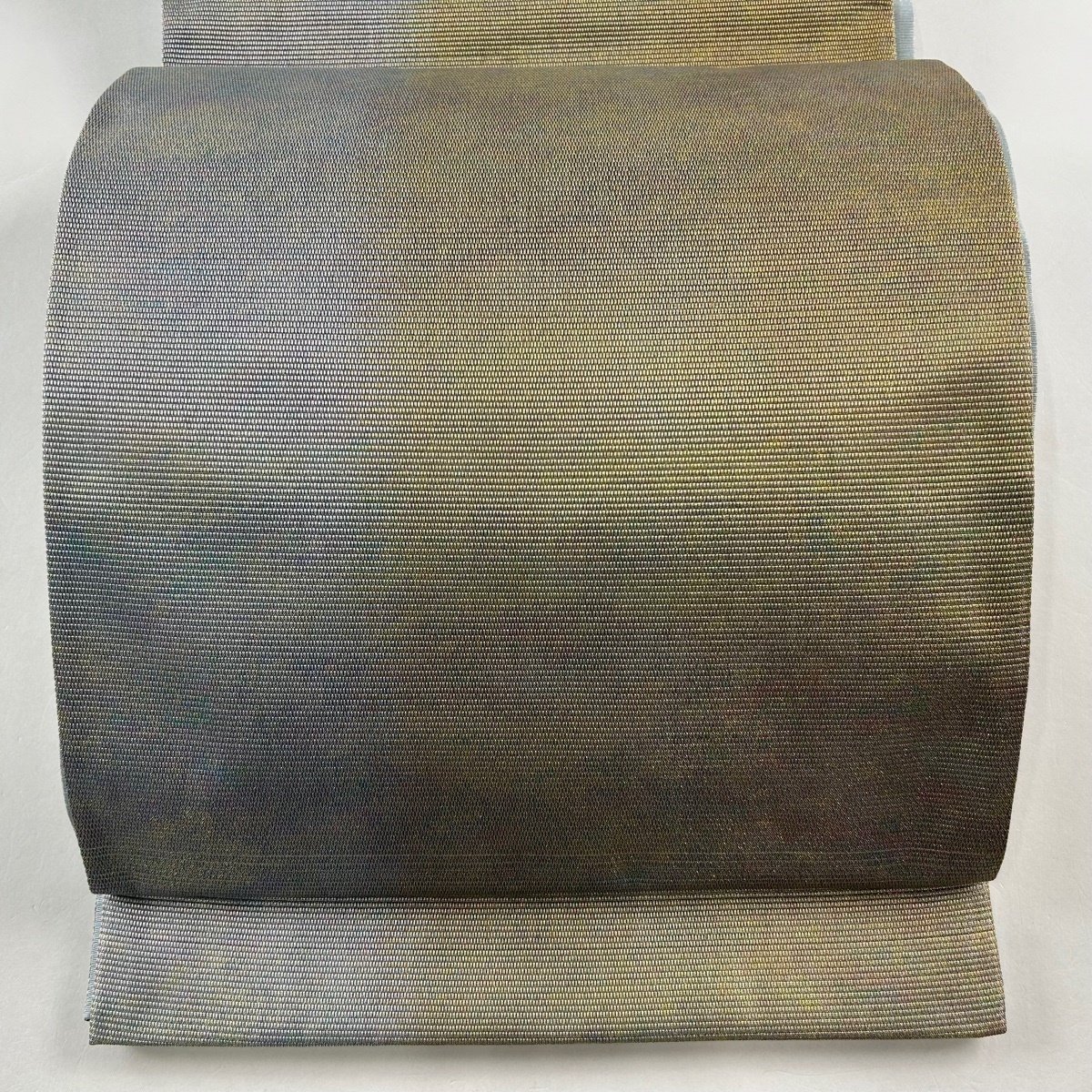 袋帯 美品 秀品 落款 霞 幾何学模様 金糸 青灰色 全通 正絹 【中古】拍卖