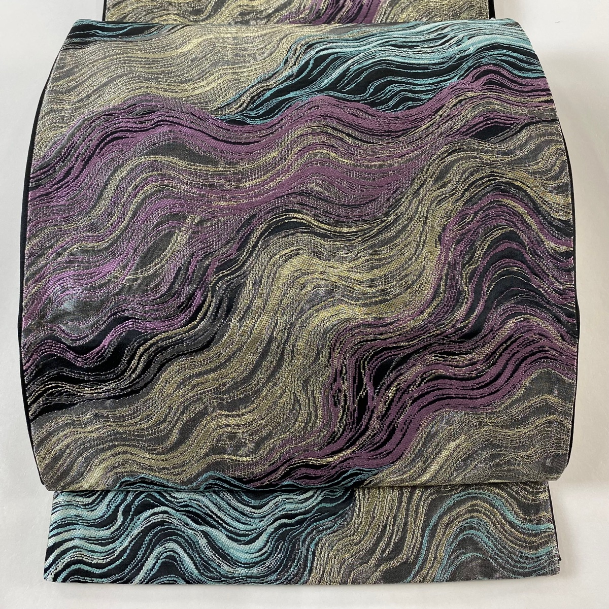 袋帯 美品 秀品 室町どんす 幾何学 金銀糸 箔 黒 六通 正絹 【中古】拍卖