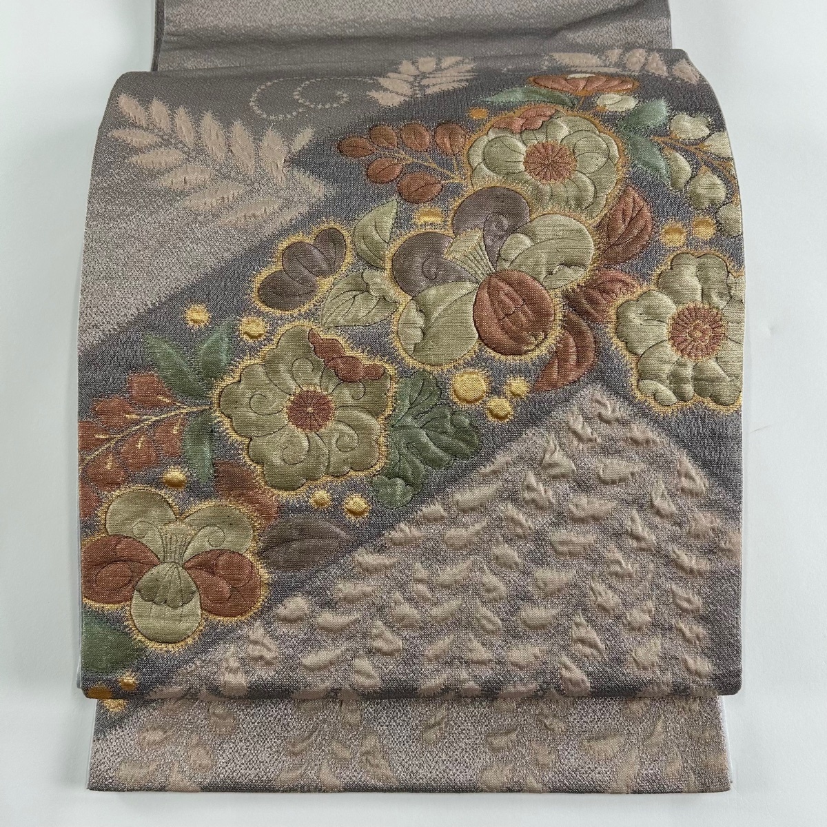 袋帯 美品 秀品 草花 金糸 箔 灰紫 お太鼓柄 正絹 【中古】拍卖