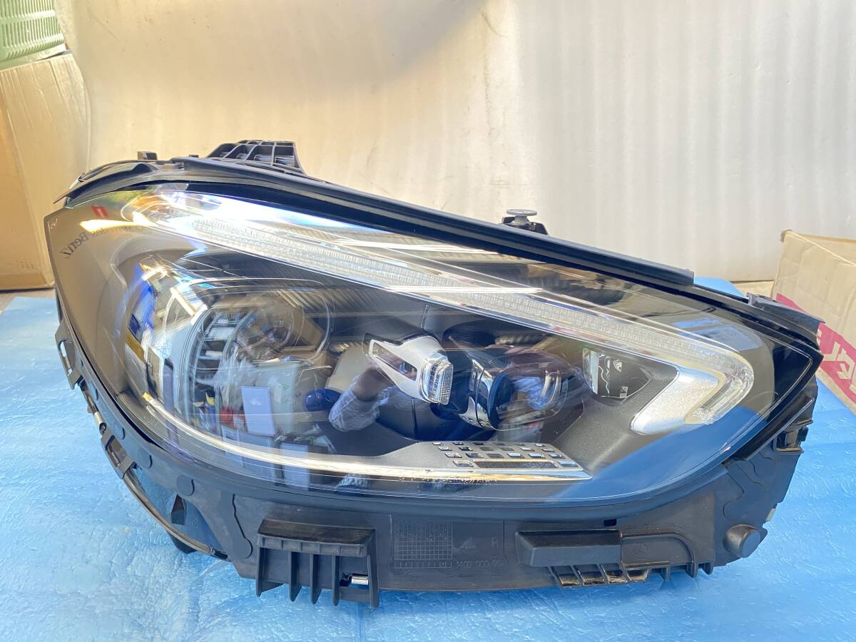 W206 Cクラス 右ヘッドライト A206 906 8003 2507-3078拍卖