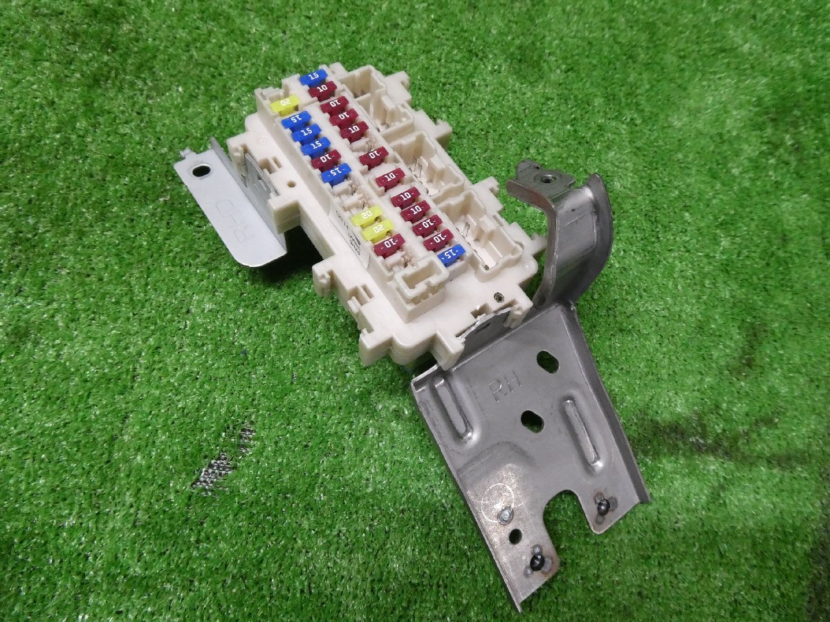 【A67731】 ◇ムラーノ TNZ51 ヒューズボックス拍卖