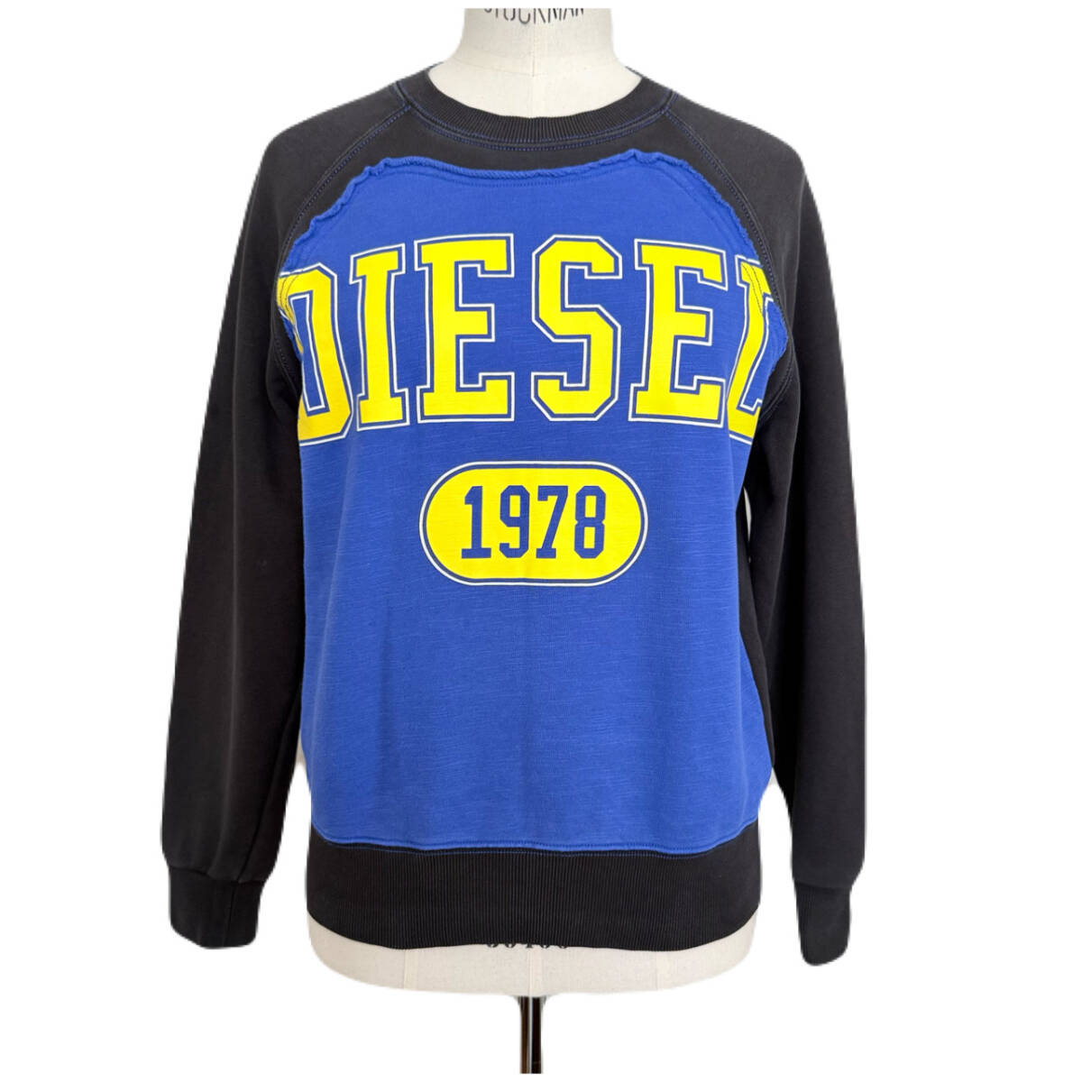 ★ DIESEL ディーゼル ビッグ ロゴ スウェット トレーナー キッズ 12 /150㎝ レディース S サイズ相当 ブラック ブルー イエロー ★拍卖