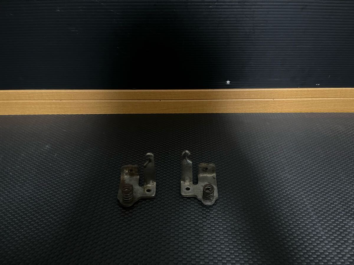 送料込み!! RZ250 RZ350 希少!! 純正 シート 金具 取り付け金具 シート オリジナル オオカワ カワグチ 当時物 デイトナ BEET カフェ拍卖