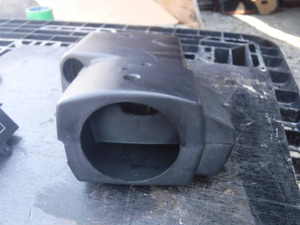 スカイライン HR30 S57年 GT 2ドア トリム コラムカバー 赤 5MT L20ET R30 DR30 ニューマン拍卖