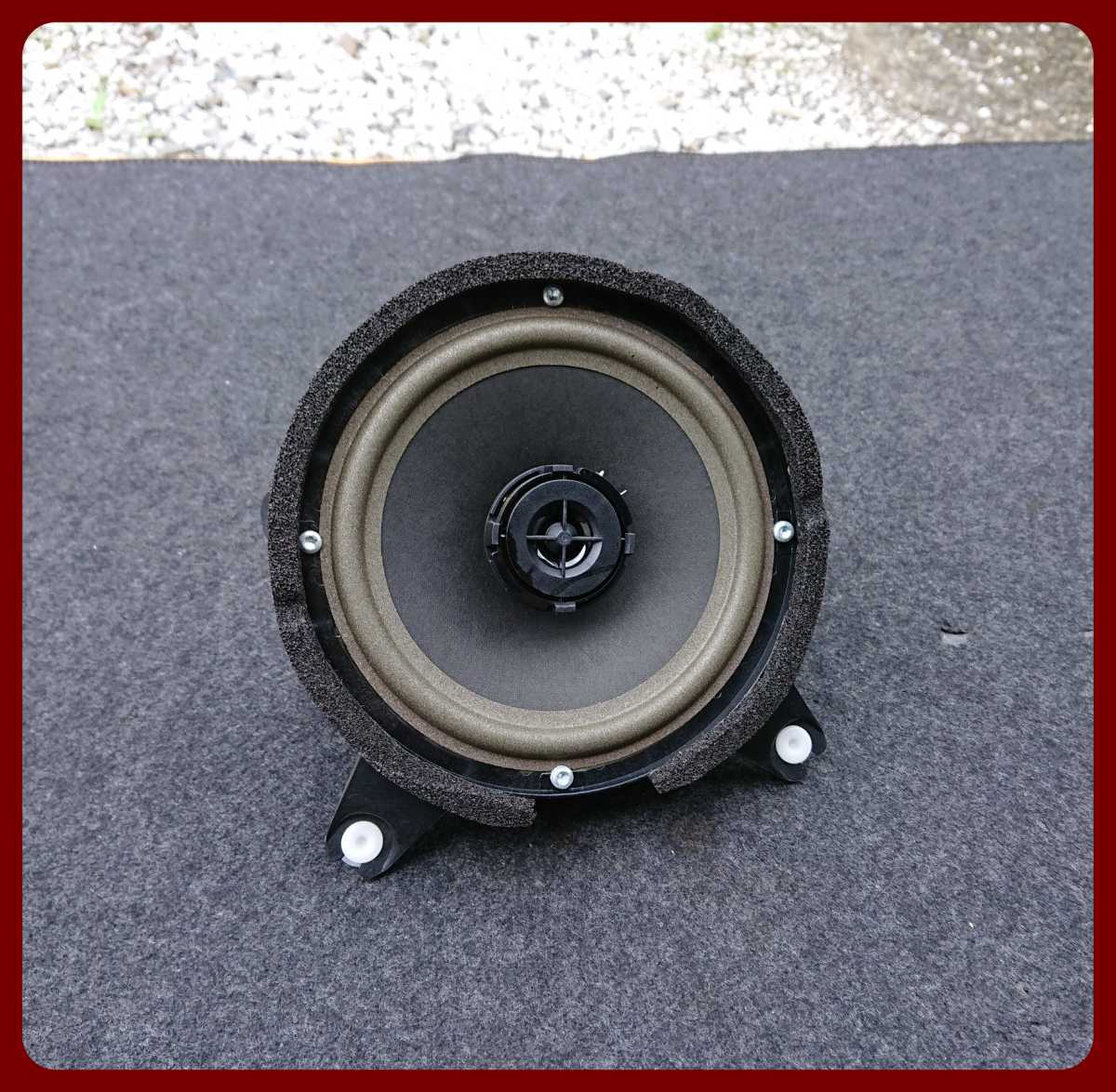 ボルボ V70 8b5254w 8B 1997年 純正 リア スピーカー 3533622 A-1774拍卖