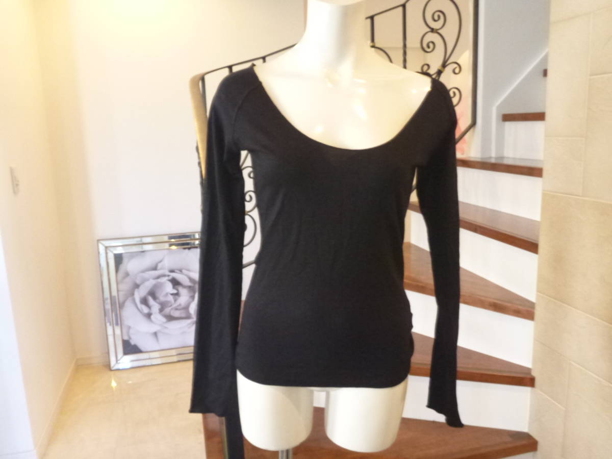 新品 bluewish ★ デコルテがきれいに見えるデザイン 長袖カットソー M相当拍卖