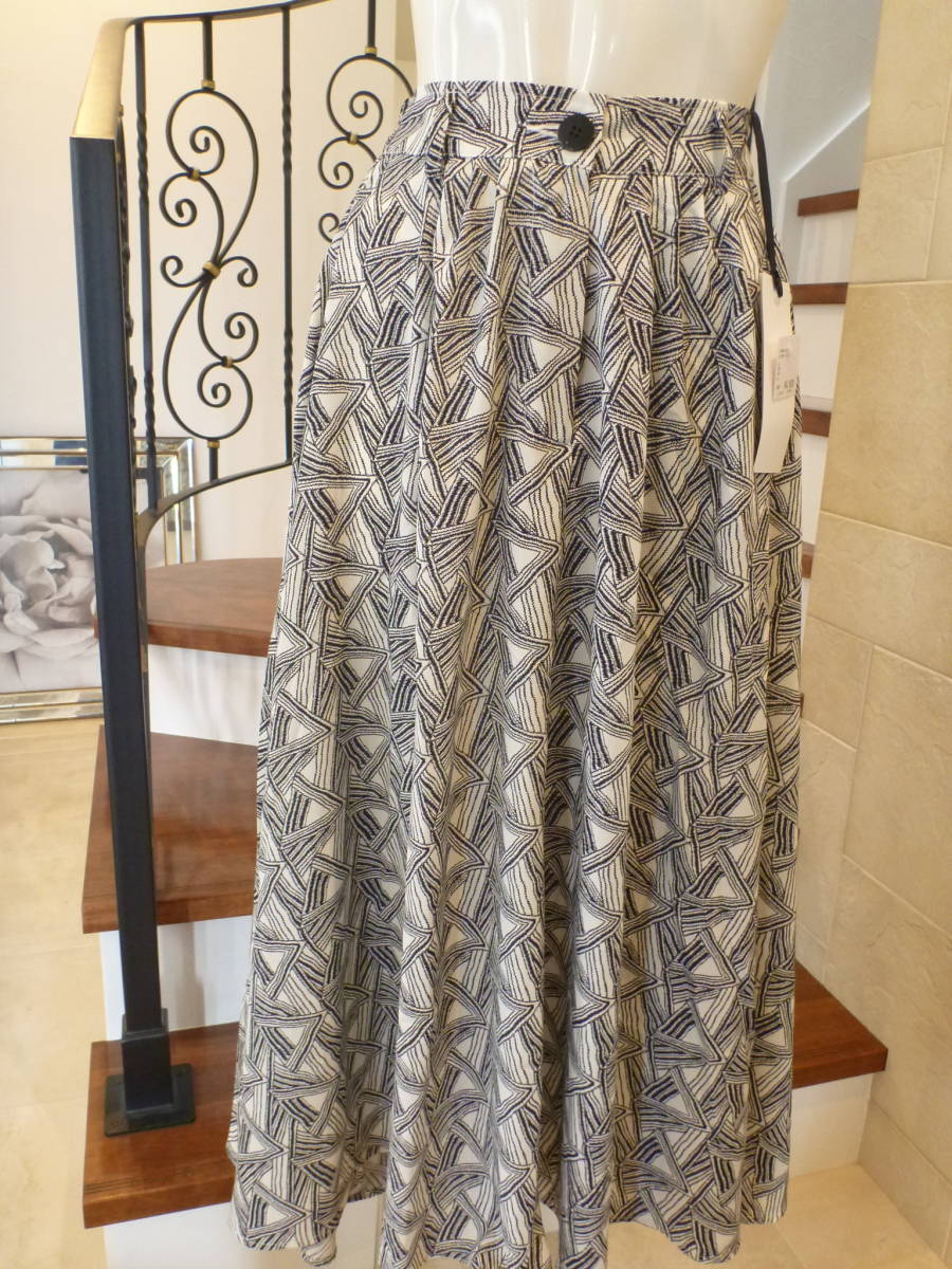 新品 ナルシス ★黒×白 ロングスカート S相当拍卖